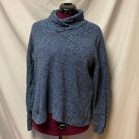 💥HOST PICK!!!💥Woolrich sweater - Picture 1 of 8